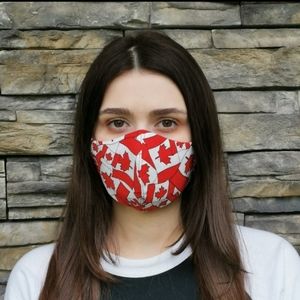 CANADA RED FLAGS REVERSIBLE GREY/BLACK MASK
